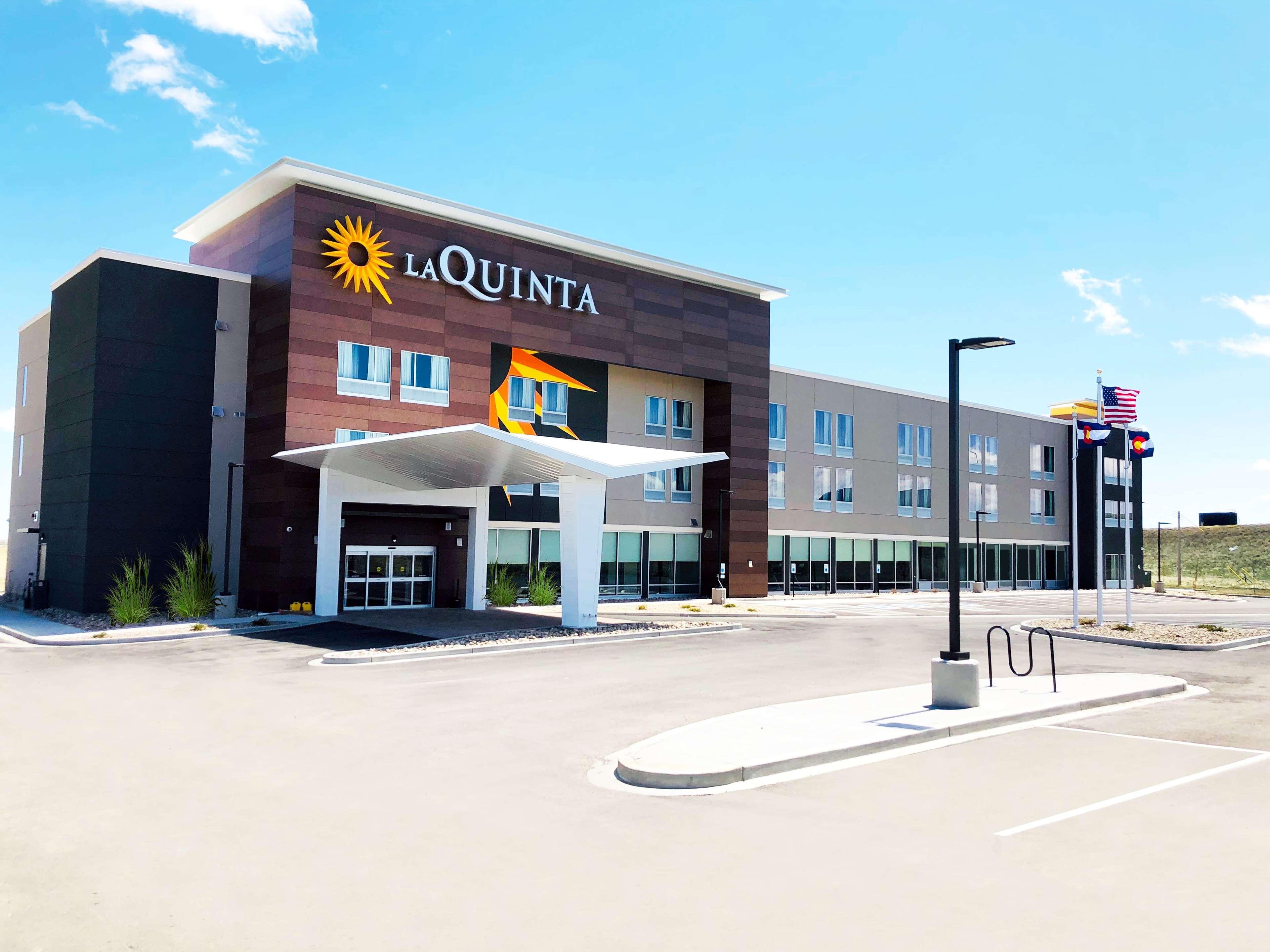 La Quinta Inn & Suites Limon By Wyndham Eksteriør billede
