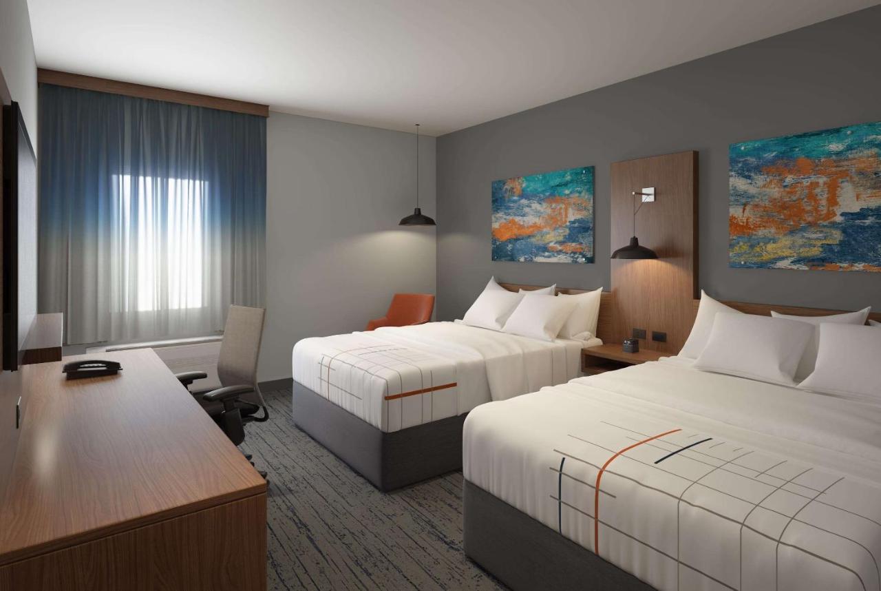 La Quinta Inn & Suites Limon By Wyndham Eksteriør billede